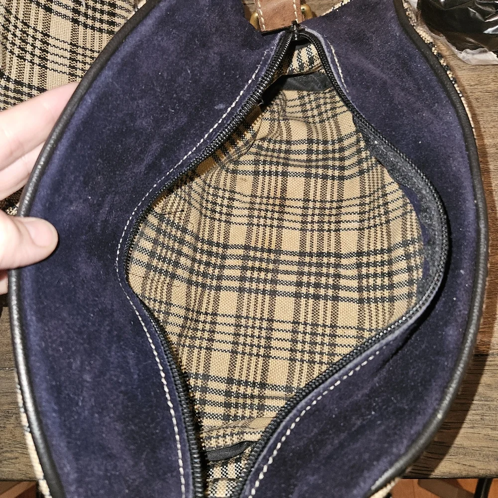 5/A Baker® Duffle Bag With Matching ORIGINAL 5/A Baker Blanket Wristlet Cosmetic - Picture 12 of 12